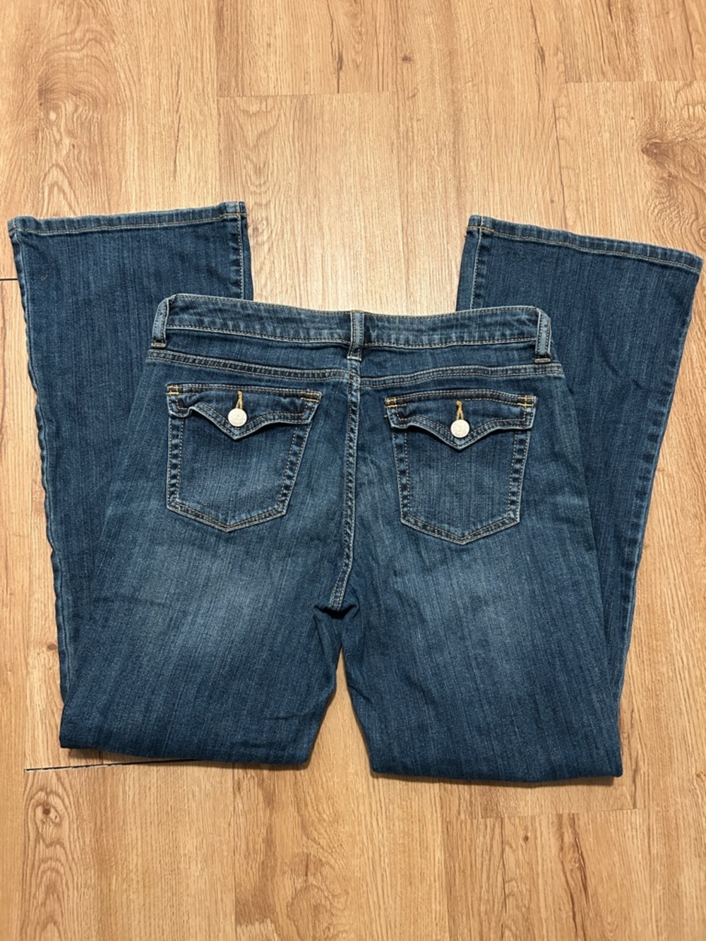 Jennifer Lopez Size 8P Dark Blue Boot-Cut Jeans with Flap Pocket - Picture 5 of 5